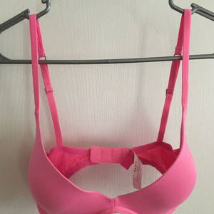 PINK Victoria's Secret Bra